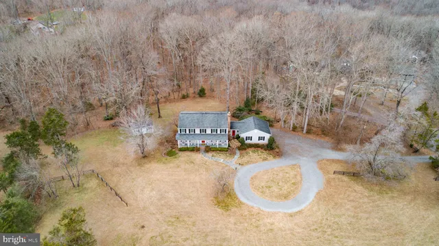$775,000 | 9 Old Ridge Road, Fredericksburg, VA 22407