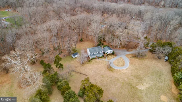 $775,000 | 9 Old Ridge Road, Fredericksburg, VA 22407