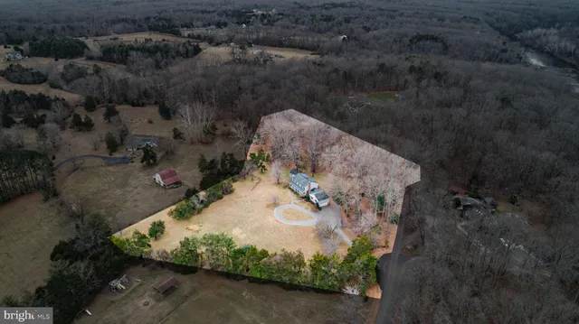 $775,000 | 9 Old Ridge Road, Fredericksburg, VA 22407