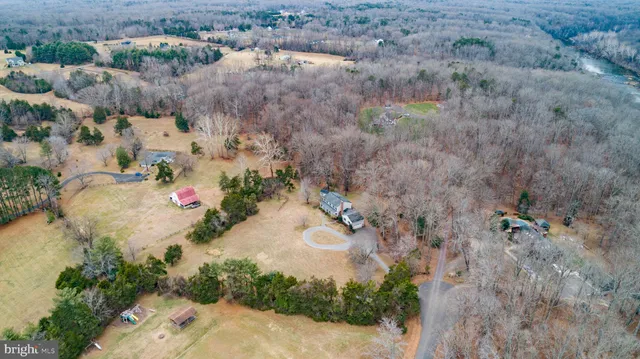 $775,000 | 9 Old Ridge Road, Fredericksburg, VA 22407