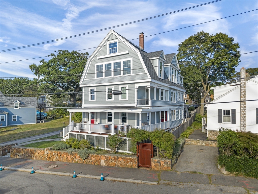 29 Fuller Street Gloucester, MA 01930 - Photo 2 of 38