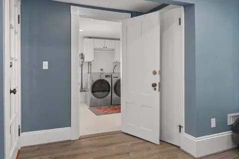 a view of washer and dryer in a room