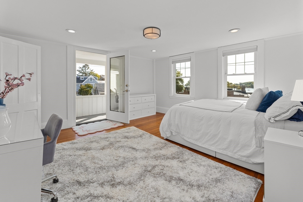 29 Fuller Street Gloucester, MA 01930 - Photo 24 of 38