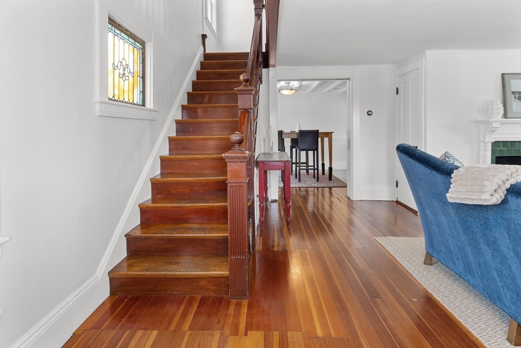 29 Fuller Street Gloucester, MA 01930 - Photo 6 of 38