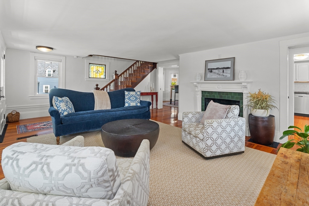 29 Fuller Street Gloucester, MA 01930 - Photo 7 of 38