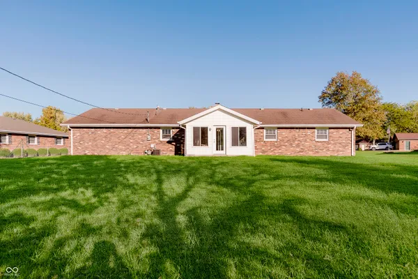 $299,450 | 949 Hickory Lane, New Castle, IN 47362