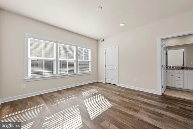 $839,000 | 13039 Hattontown Square, Herndon, VA 20171