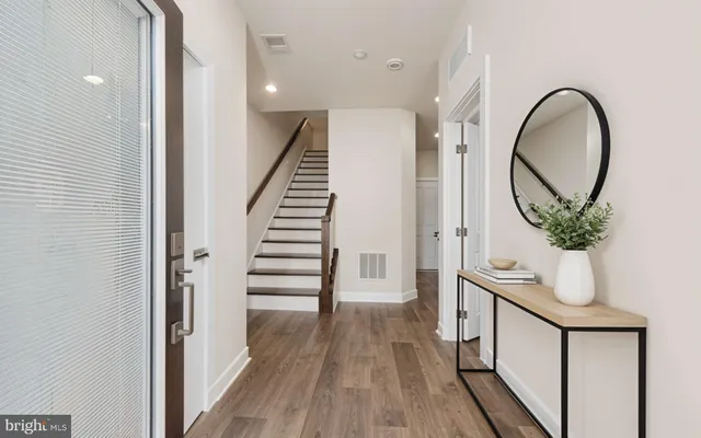 $839,000 | 13039 Hattontown Square, Herndon, VA 20171