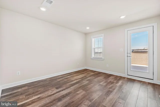 $839,000 | 13039 Hattontown Square, Herndon, VA 20171