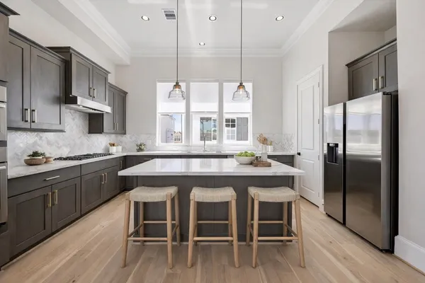 $3,995 | 5917 Cottage Grove Lake Drive, Houston, TX 77007