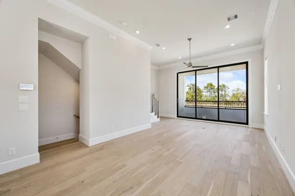 $3,995 | 5917 Cottage Grove Lake Drive, Houston, TX 77007