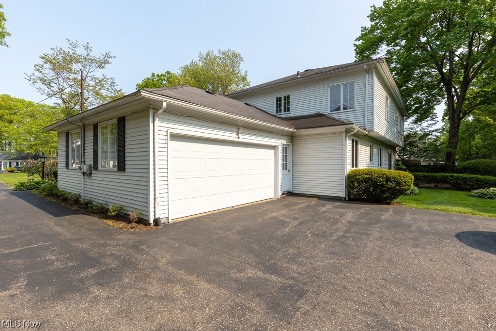 3374 Stanley Road Akron, OH 44333 - Photo 28 of 32 Gallery Image 28