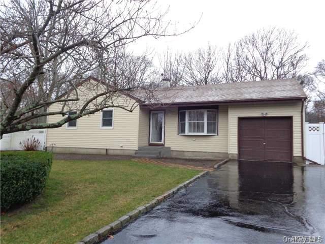 100 Forest Road Centereach, NY 11720 - Photo 1 of 1 Gallery Image 1