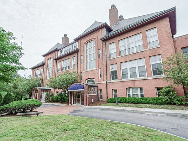 51 Pettee Street, Unit 28 Newton, MA 02464 - Photo 17 of 18