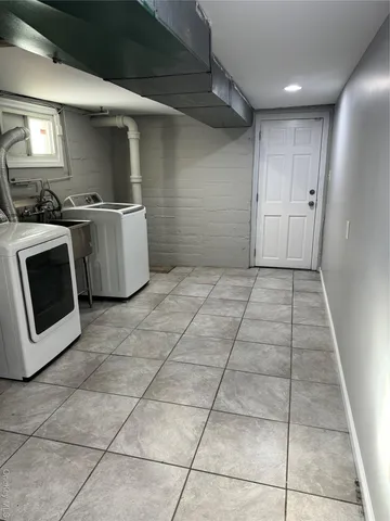 $4,500 | 31 Flower Road, Valley Stream, NY 11581