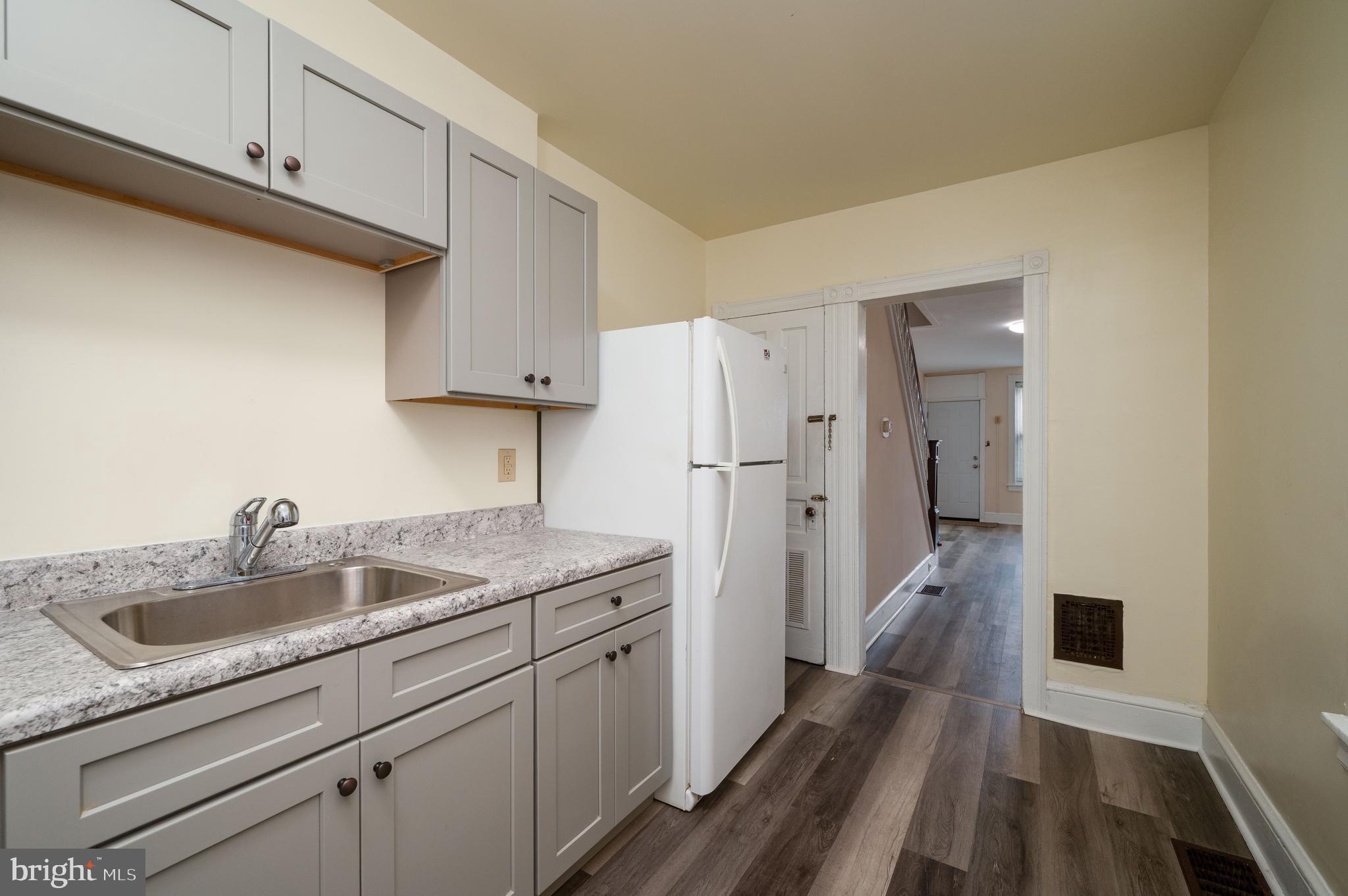 34 Maple Street Reading, PA 19602 - Photo 17 of 36