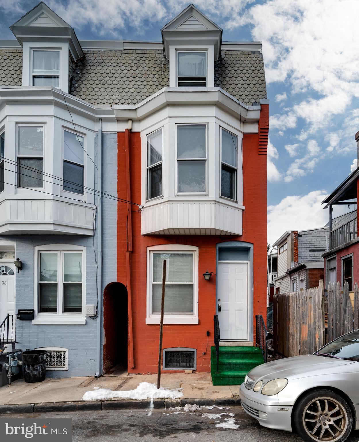 34 Maple Street Reading, PA 19602 - Photo 2 of 36