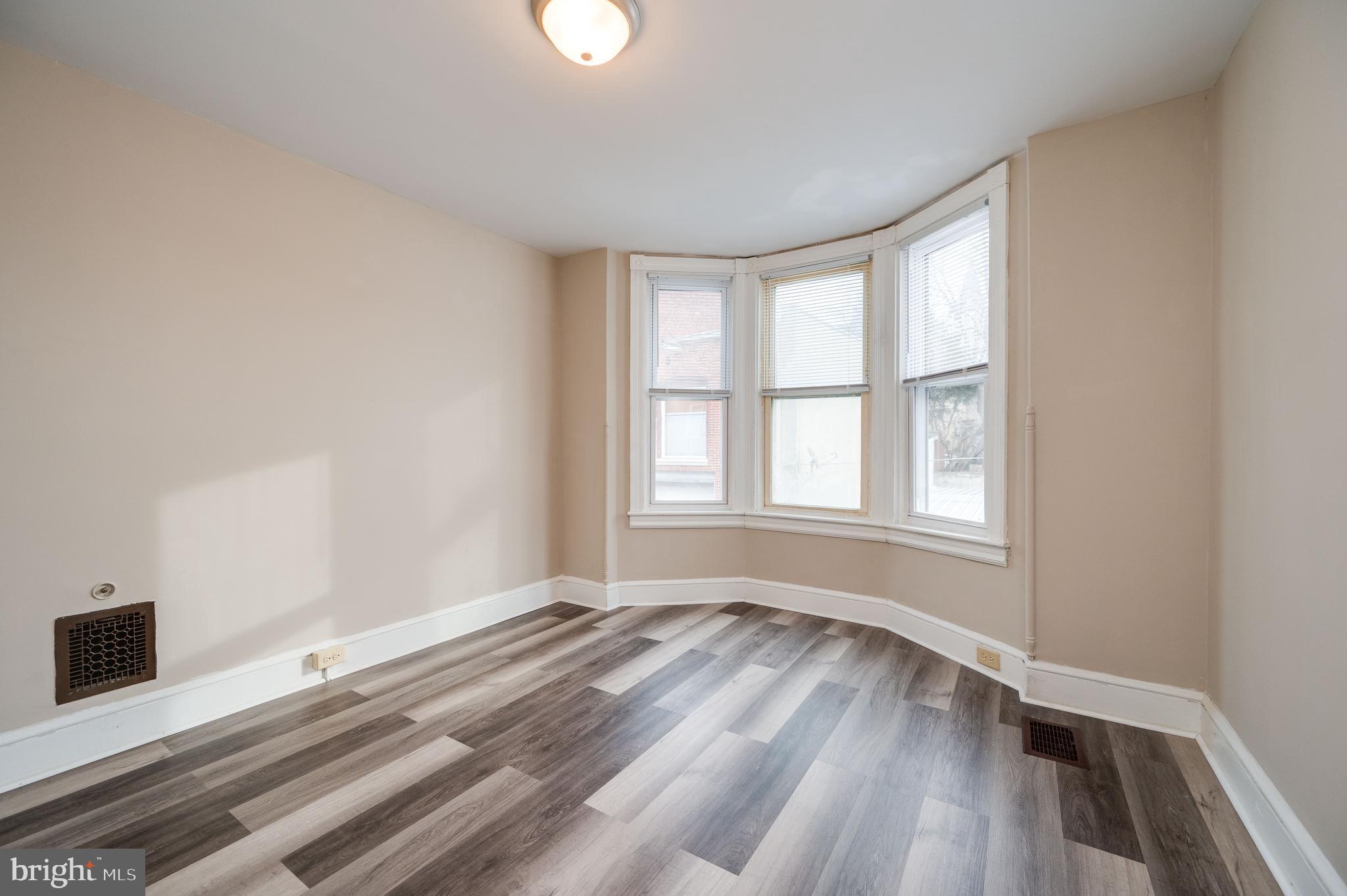 34 Maple Street Reading, PA 19602 - Photo 25 of 36