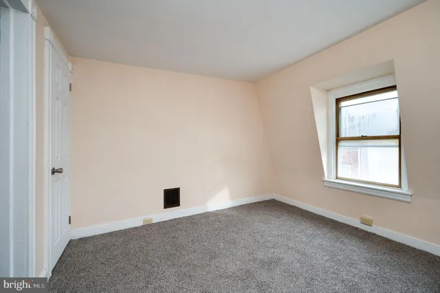 $159,900 | 34 Maple Street, Reading, PA 19602