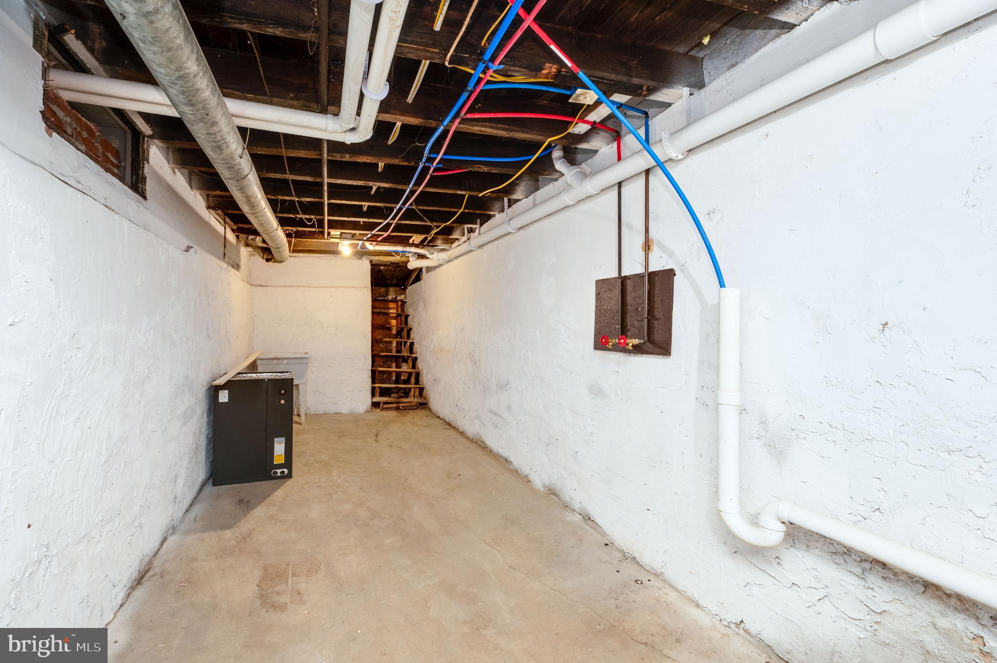 34 Maple Street Reading, PA 19602 - Photo 35 of 36