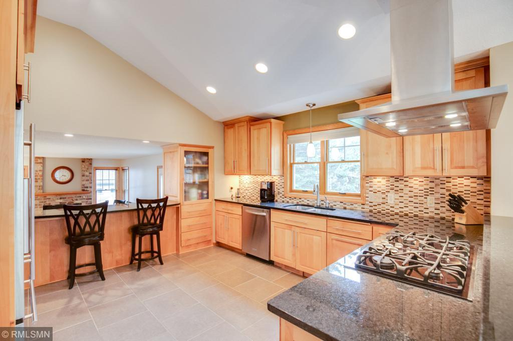 721 Havenhill Road Eagan, MN 55123 - Photo 11 of 36 Gallery Image 11