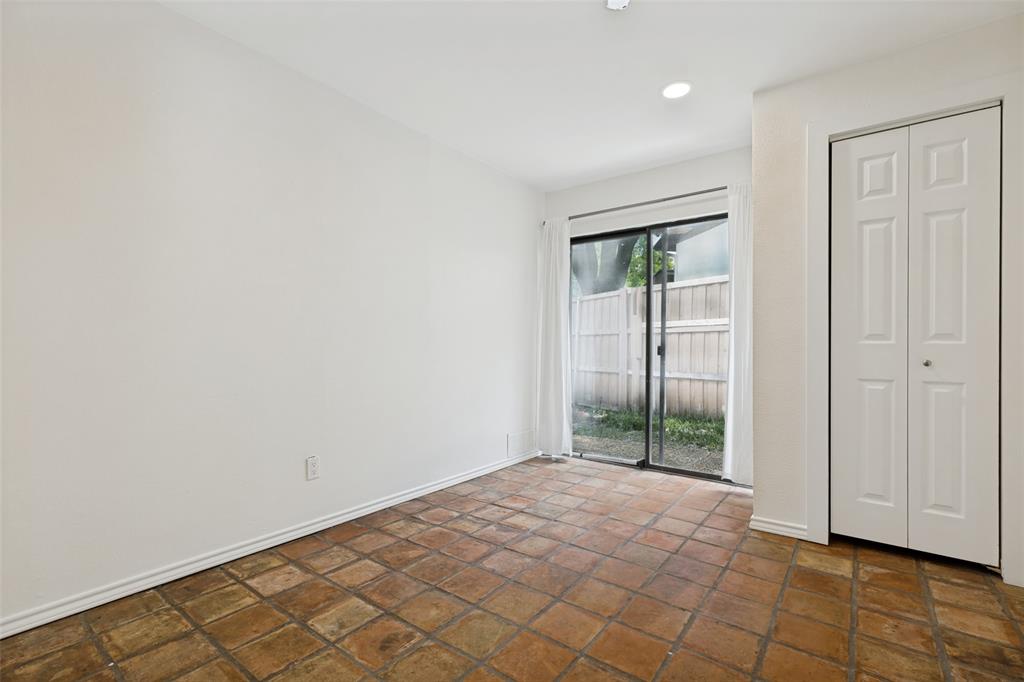 5045 Thunder Road Dallas, TX 75244 - Photo 12 of 22