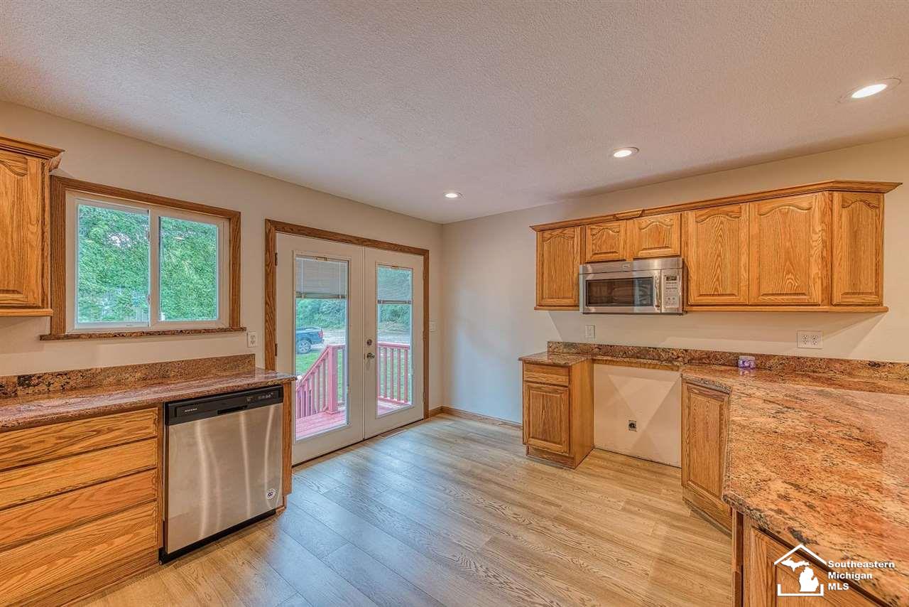 11305 Plank Road Milan, MI 48160 - Photo 7 of 39