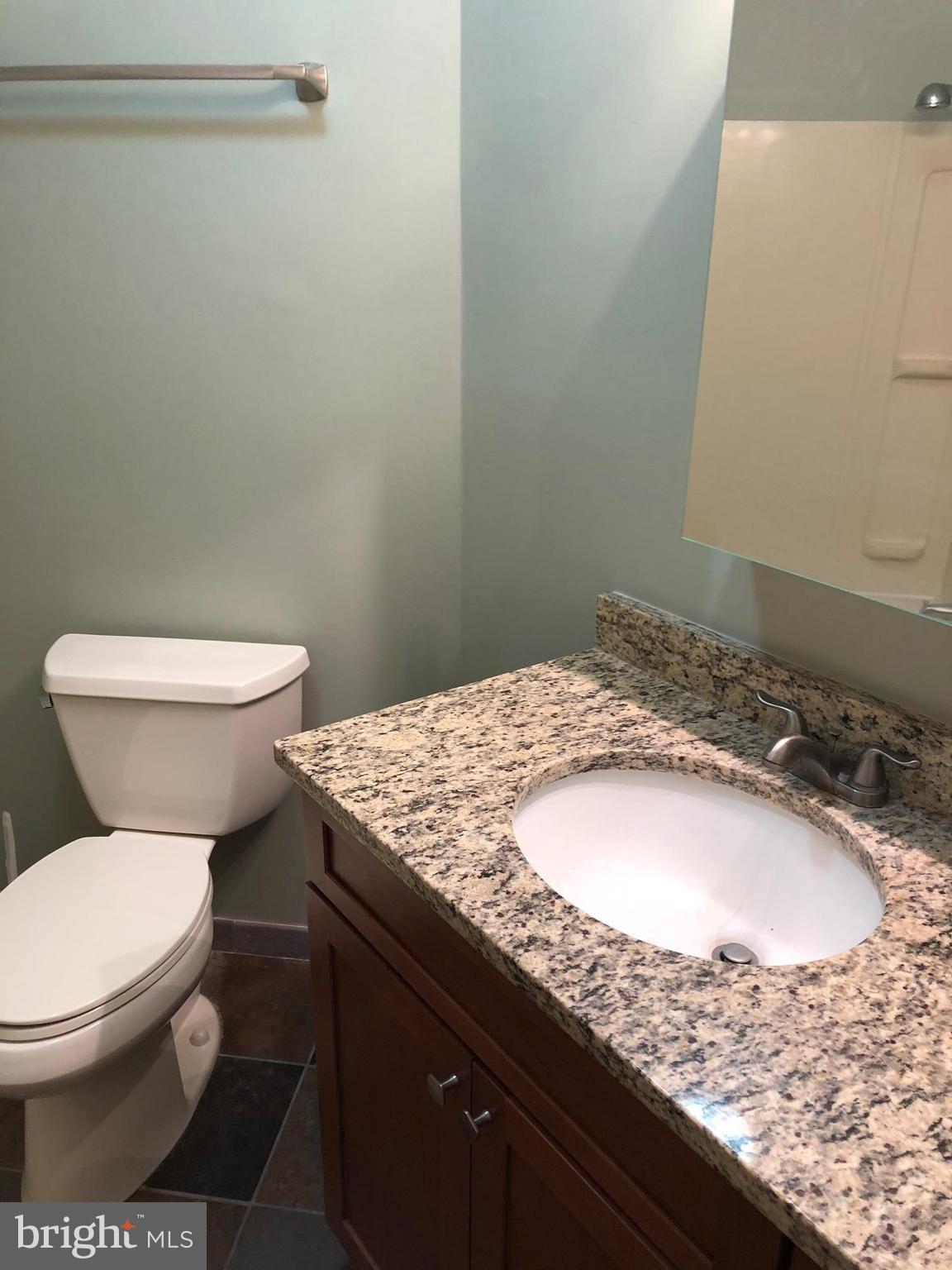 11272 Harbor Court, Unit 11272 Reston, VA 20191 - Photo 16 of 29 Bath