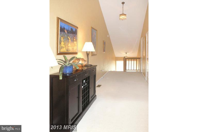 11272 Harbor Court, Unit 11272 Reston, VA 20191 - Photo 18 of 29 Interior (General)
