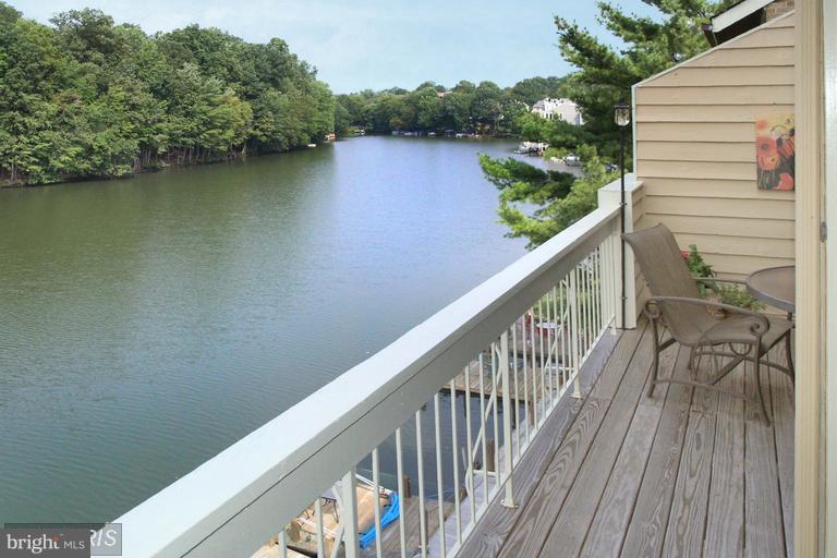 11272 Harbor Court, Unit 11272 Reston, VA 20191 - Photo 9 of 29 Exterior (General)