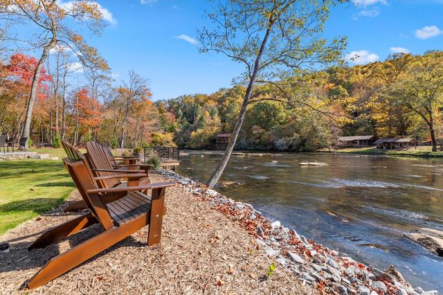 $1,543,360 | 7 River Rock Lane, Blue Ridge, GA 30513