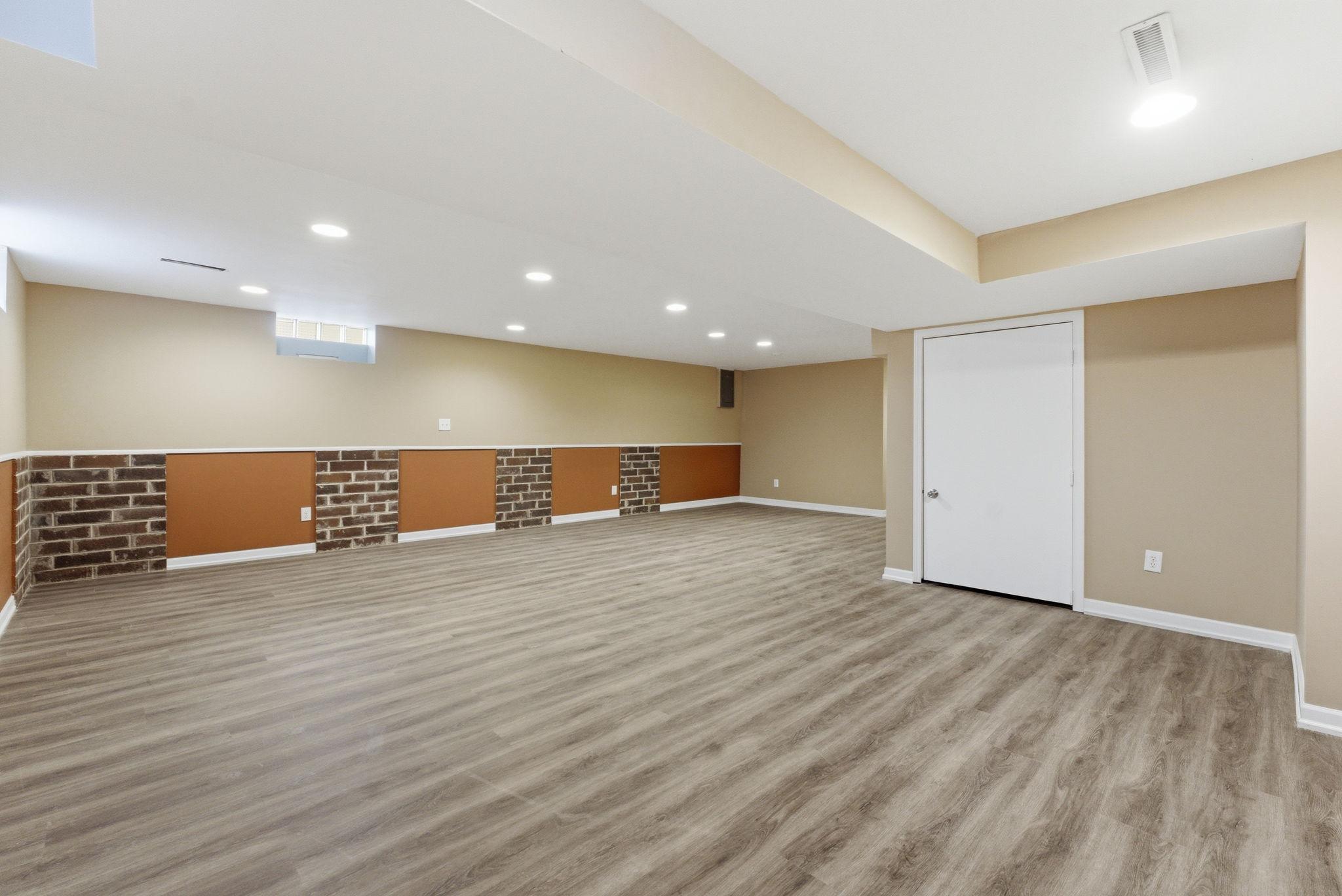 900 Green Street Hudson, WI 54016 - Photo 29 of 39