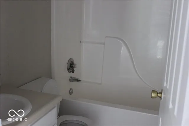 $1,950 | 15302 Fawn Meadow Drive, Noblesville, IN 46060