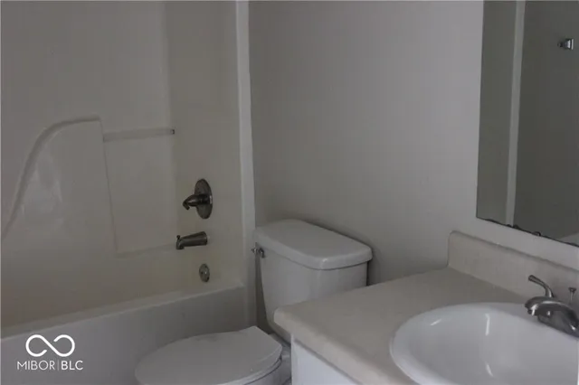 $1,950 | 15302 Fawn Meadow Drive, Noblesville, IN 46060