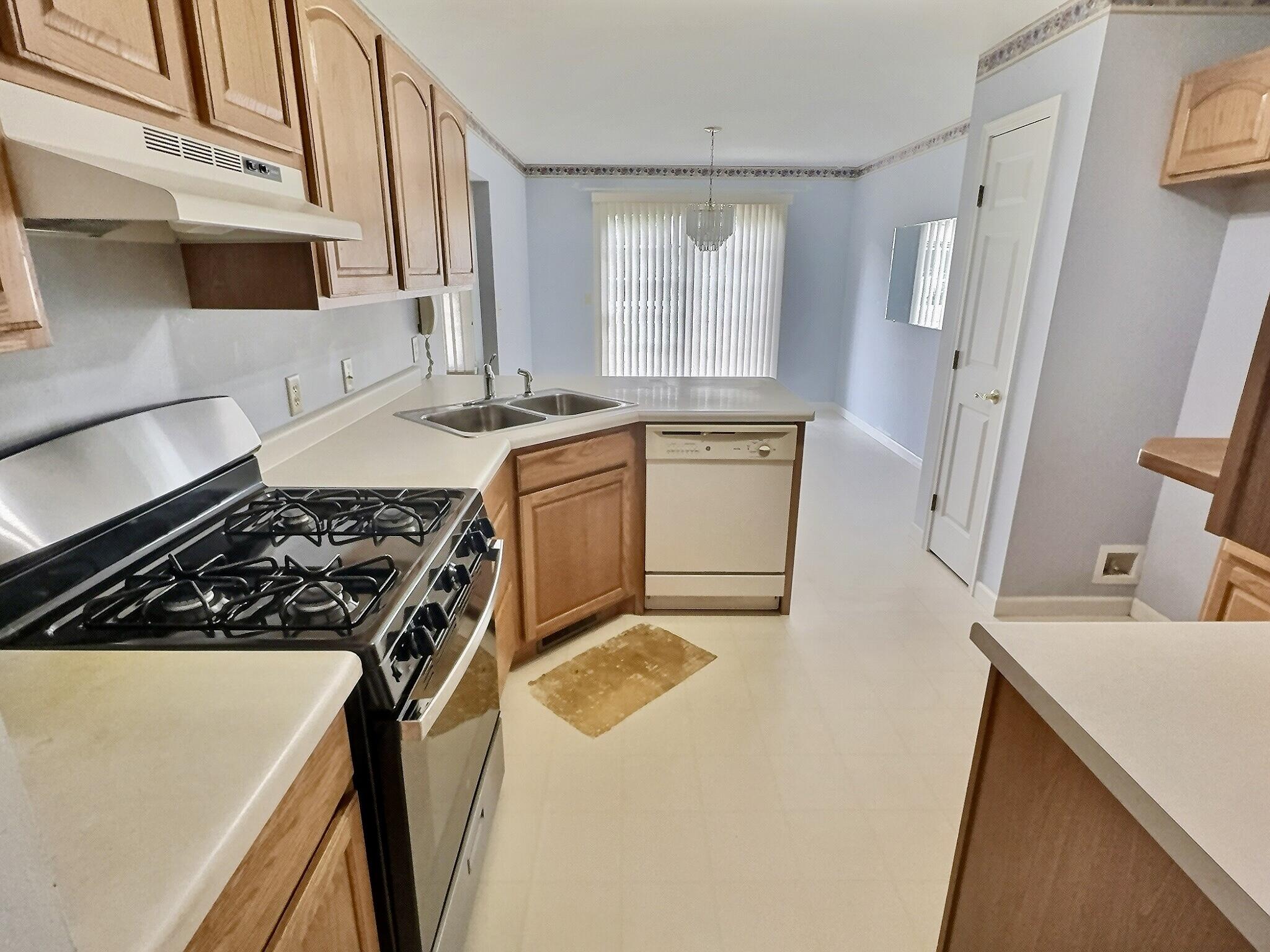7448 Mary Kay Court Crown Point, IN 46307 - Photo 4 of 17 2048x1536