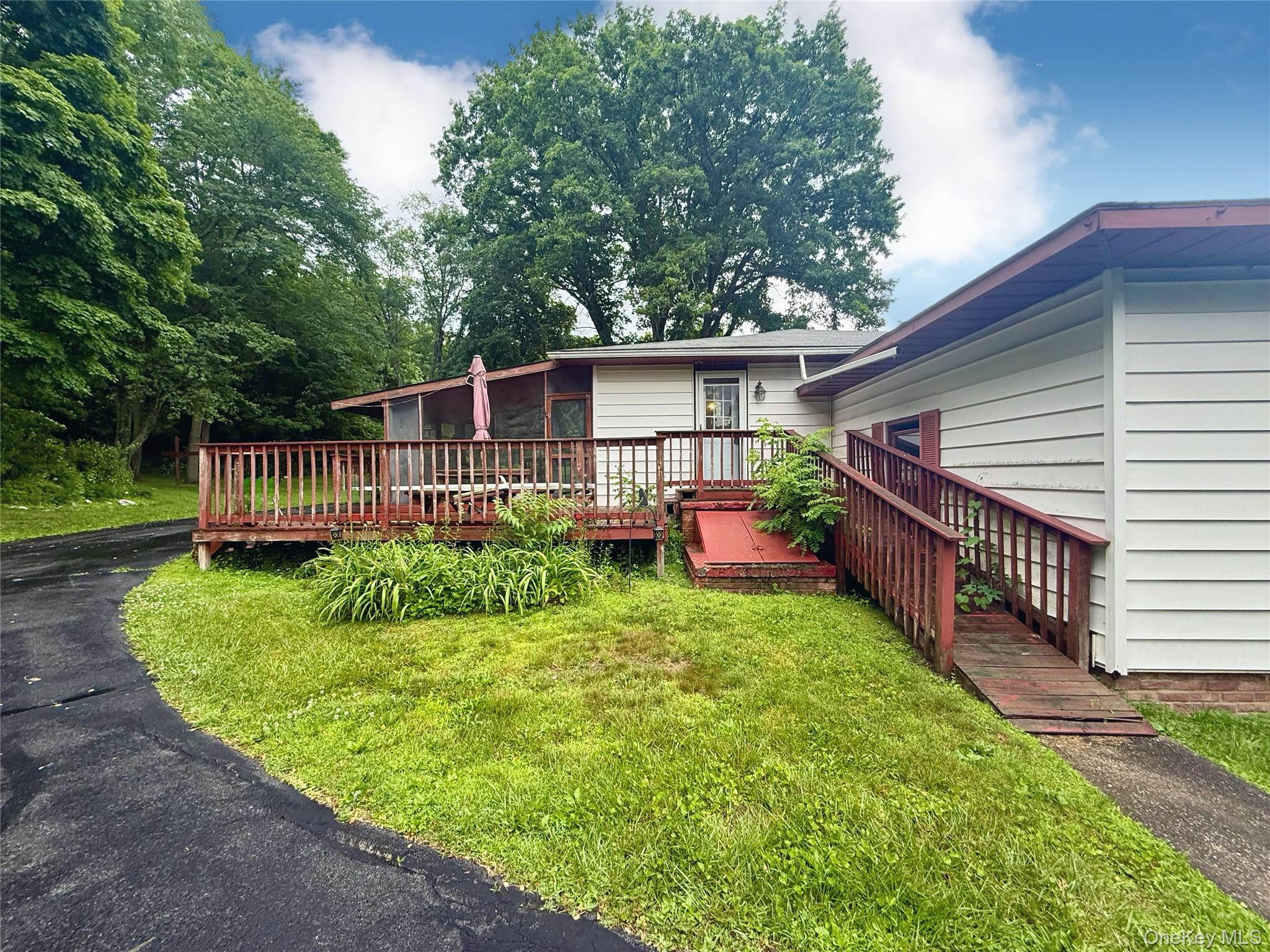 646 Oak Summit Road Millbrook, NY 12545 - Photo 22 of 36