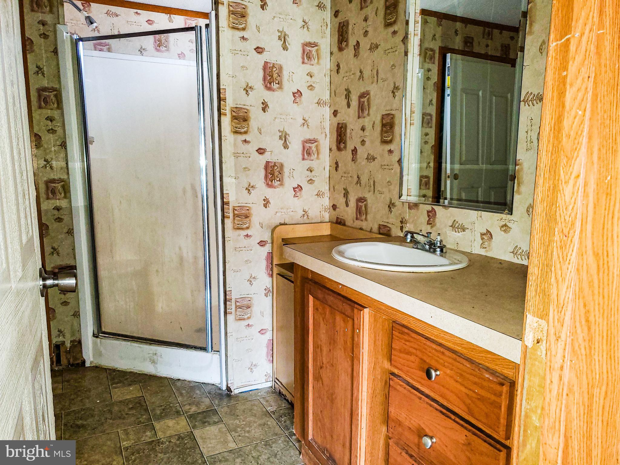 3641 North Point Road, Unit 16 Dundalk, MD 21222 - Photo 2 of 10