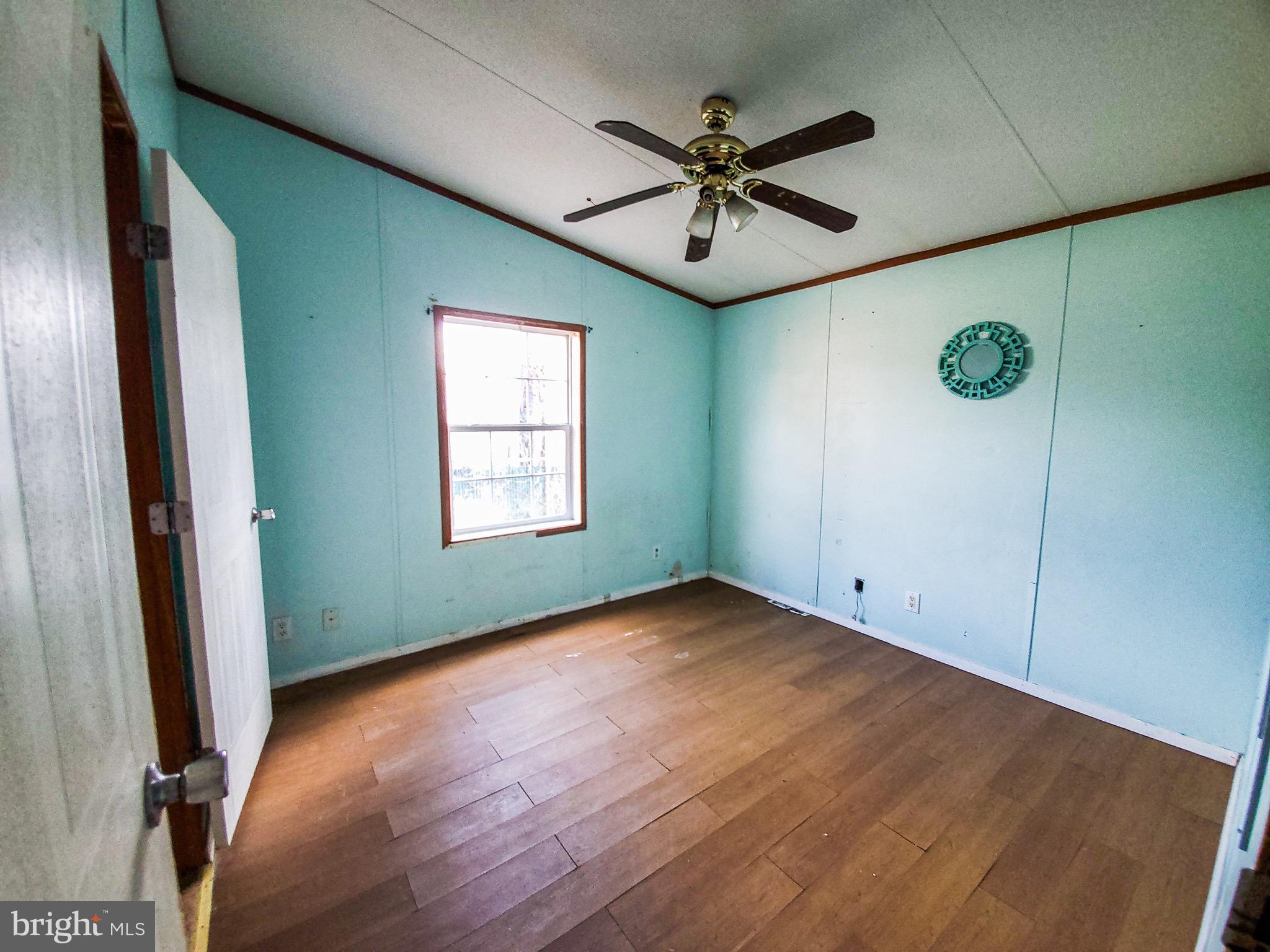 3641 North Point Road, Unit 16 Dundalk, MD 21222 - Photo 5 of 10