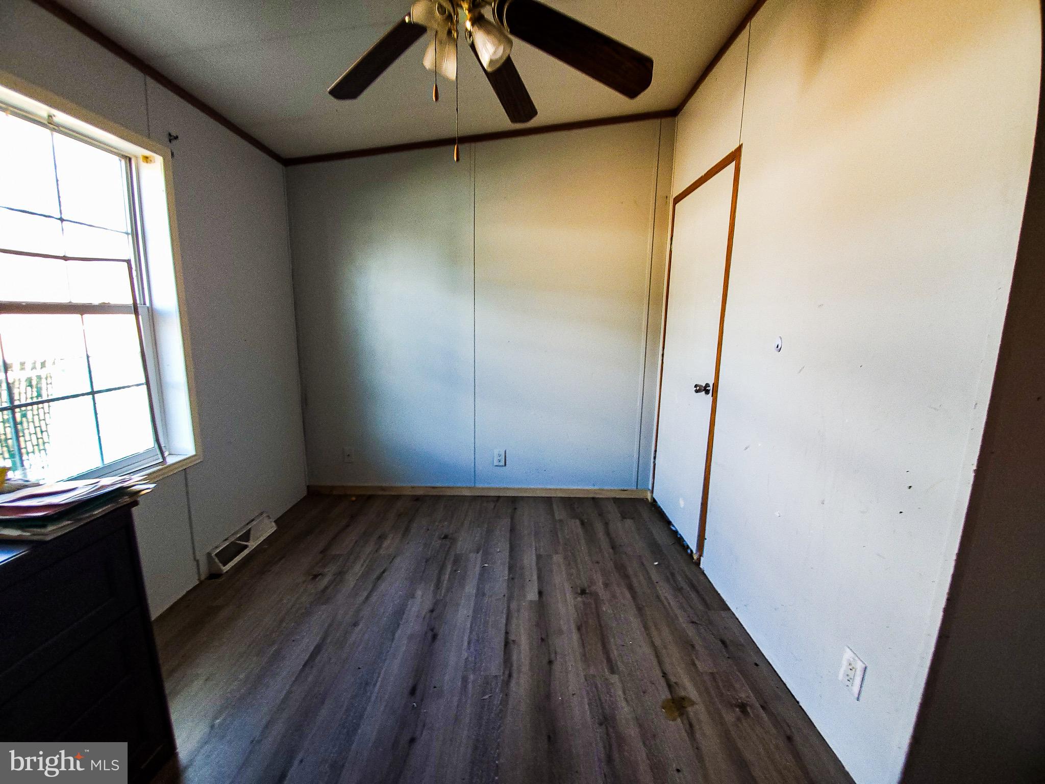 3641 North Point Road, Unit 16 Dundalk, MD 21222 - Photo 7 of 10