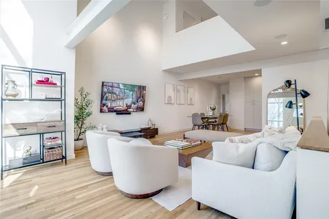 $925,000 | 3340 Miro Place, Dallas, TX 75204