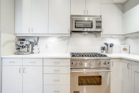 $925,000 | 3340 Miro Place, Dallas, TX 75204