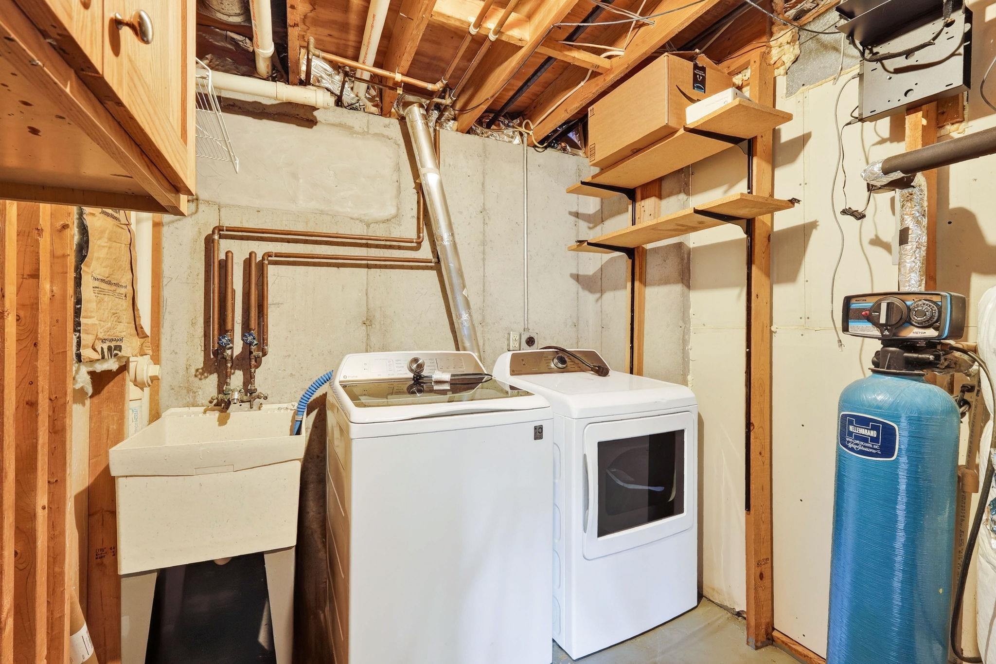 3907 Patrick Henry Way, Unit 3907 Middleton, WI 53562 - Photo 25 of 36