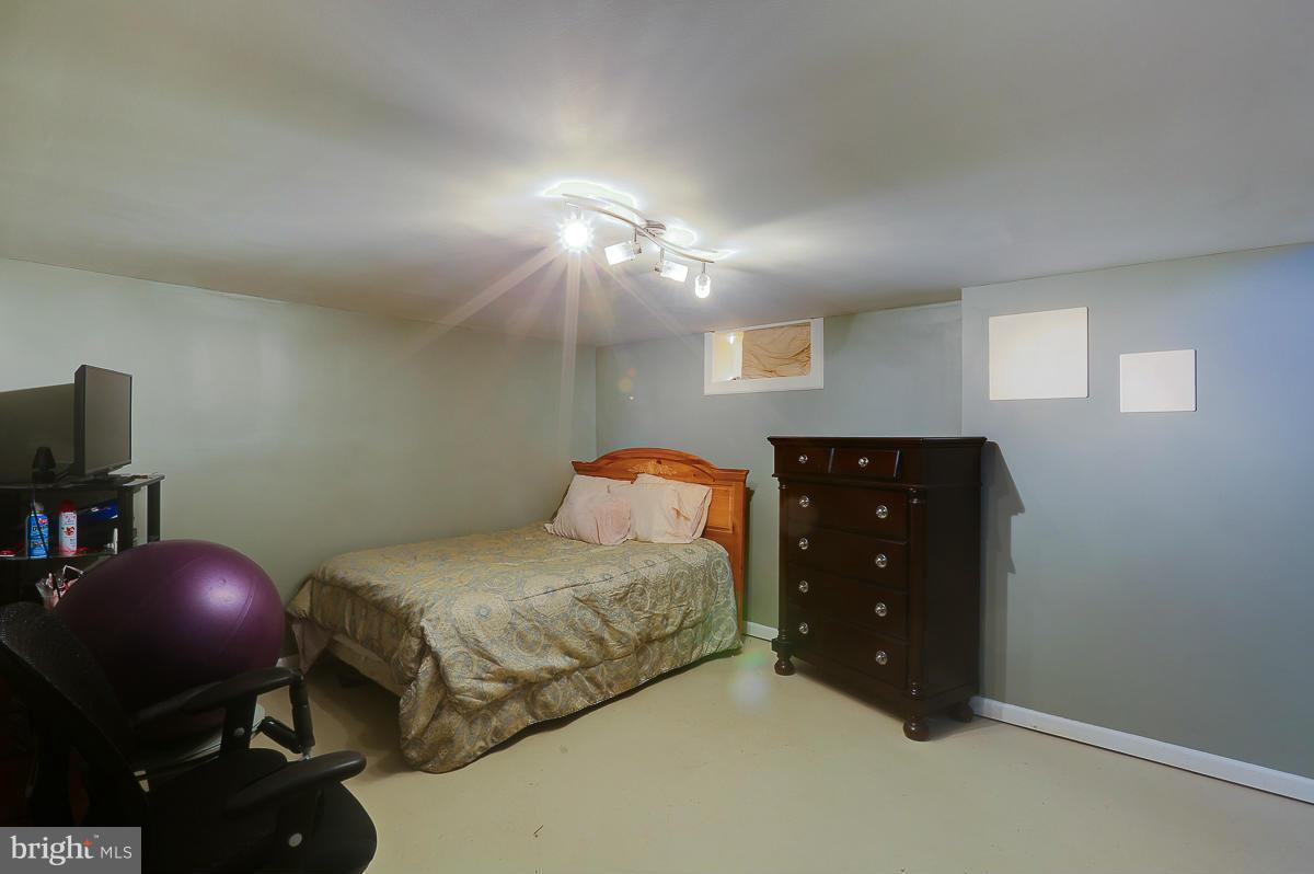 615 Charraway Road Baltimore, MD 21229 - Photo 13 of 24 Basement