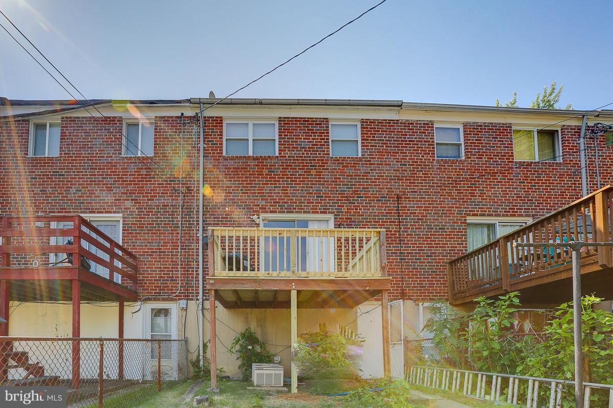 615 Charraway Road Baltimore, MD 21229 - Photo 16 of 24 Exterior (Rear)