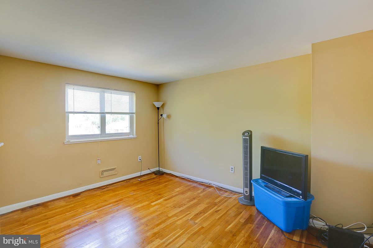 615 Charraway Road Baltimore, MD 21229 - Photo 19 of 24 Bedroom