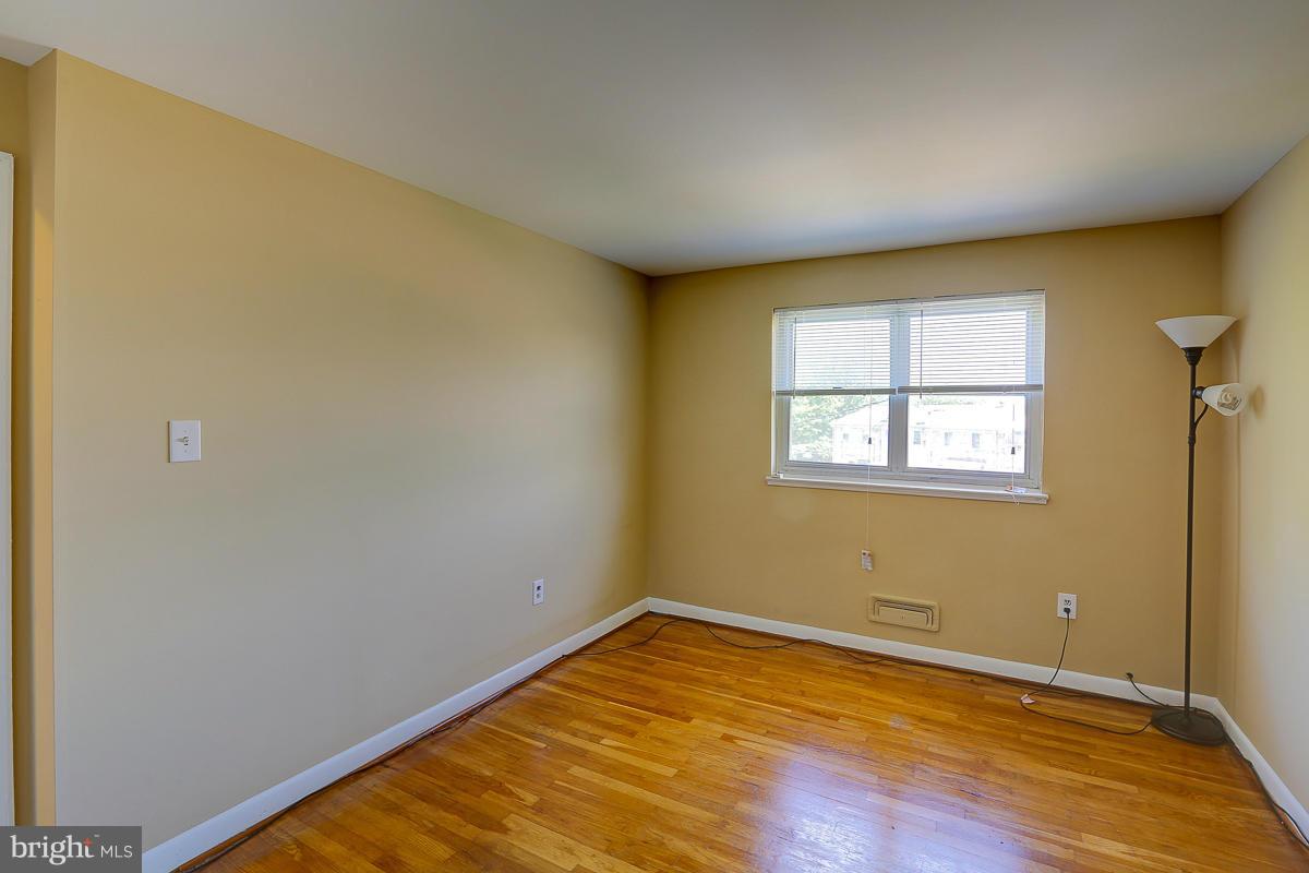 615 Charraway Road Baltimore, MD 21229 - Photo 20 of 24 Bedroom