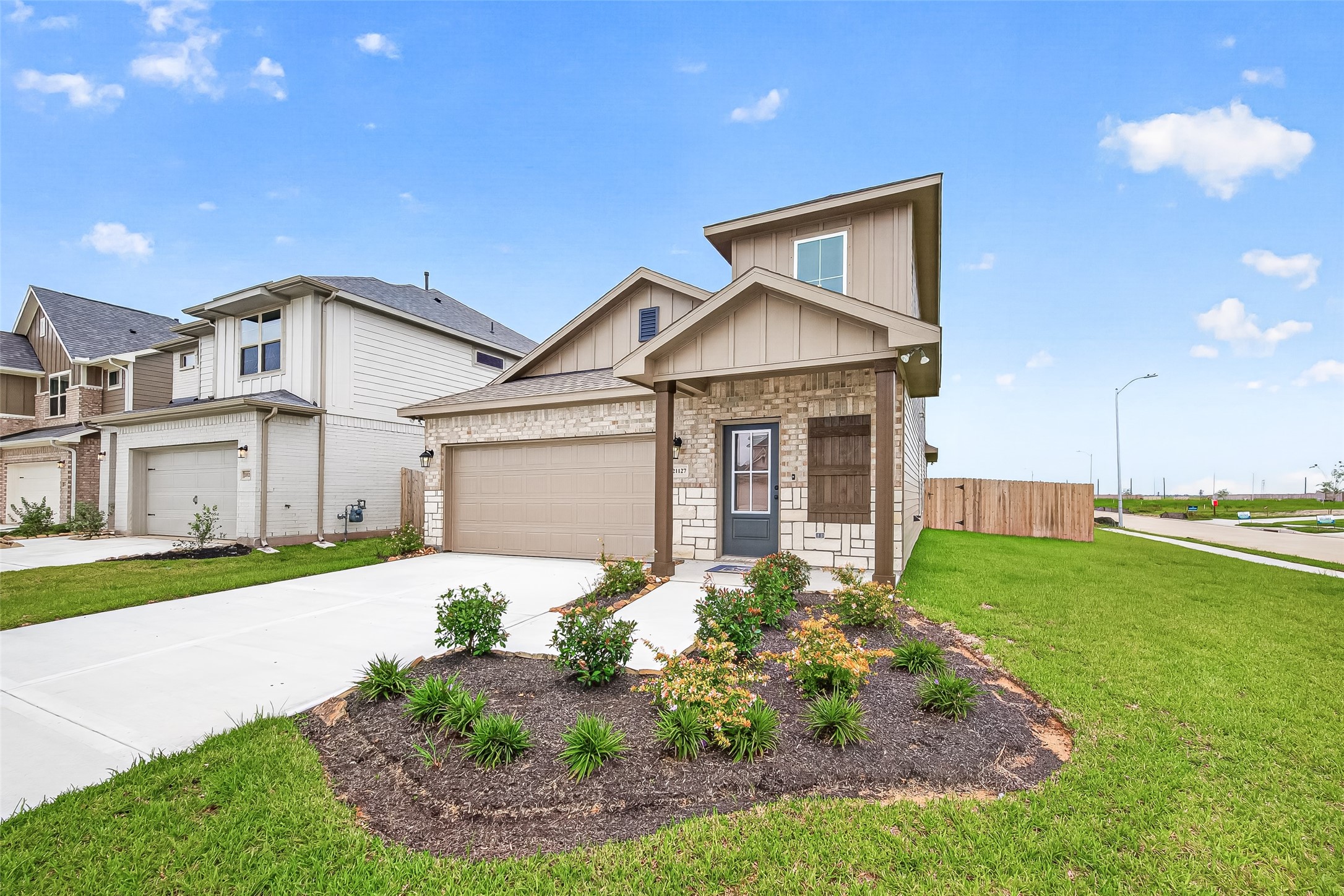 21127 Autumn Heights Rosharon, TX 77583 - Photo 3 of 50