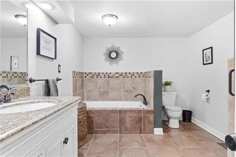 $407,000 | 5327 Rosewood Street, Roeland Park, KS 66205