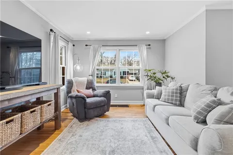 $407,000 | 5327 Rosewood Street, Roeland Park, KS 66205