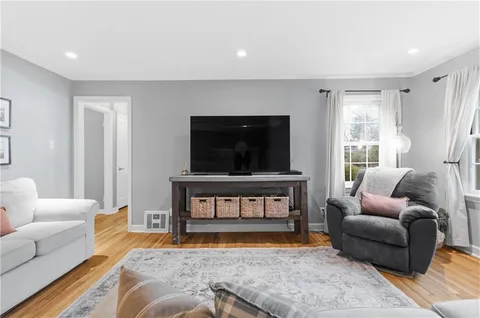 $407,000 | 5327 Rosewood Street, Roeland Park, KS 66205